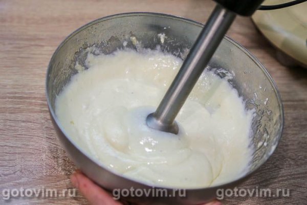 Манник с творогом и бананами в микроволновке