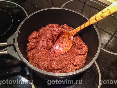 Шоколадные профитроли с масляным кремом с маскарпоне