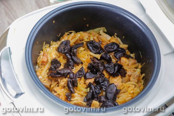 Бигус с квашеной капустой в мультиварке Бигус с квашеной капустой в мультиварке