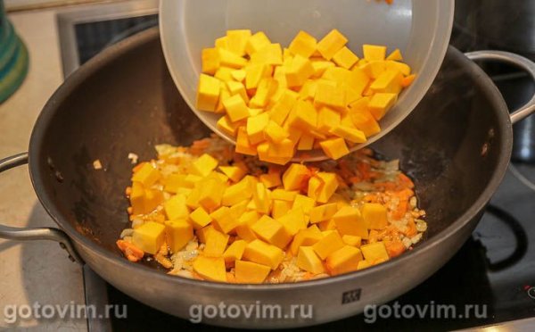 Перловка с мясом и тыквой Перловка с мясом и тыквой