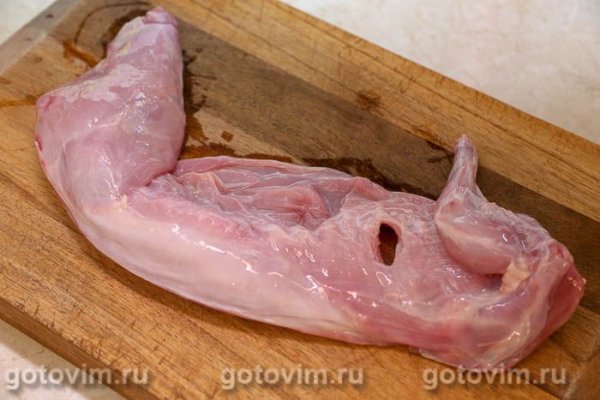 Кролик в горшочке с беконом и луком Кролик в горшочке с беконом и луком