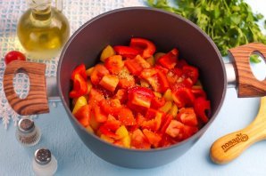 Картофель тушеный с овощами