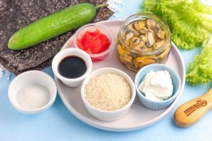 Роллы с мидиями