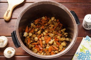 Постный плов в мультиварке