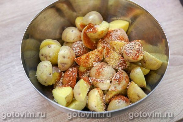 Картофель беби, обжаренный в мультиварке