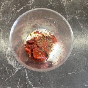 Белая рыба в ароматном соусе