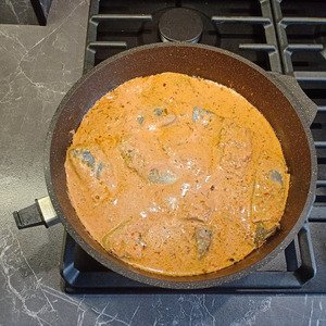 Белая рыба в ароматном соусе