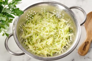 Постные котлеты из кабачков