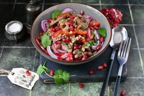 Салат "Тбилиси" с гранатом