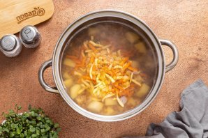 Постный суп с гречкой Постный суп с гречкой