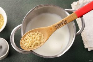 Молочный суп с вермишелью