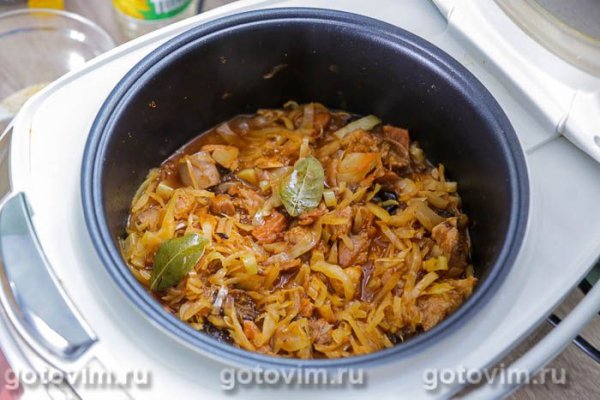 Бигус с квашеной капустой в мультиварке Бигус с квашеной капустой в мультиварке
