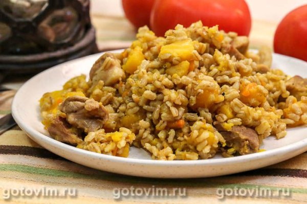 Перловка с мясом и тыквой Перловка с мясом и тыквой