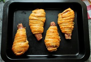 Куриные ножки в слоеном тесте