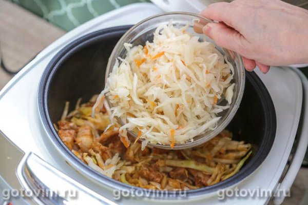 Бигус с квашеной капустой в мультиварке Бигус с квашеной капустой в мультиварке