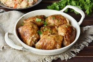 Куриные бедра в соусе