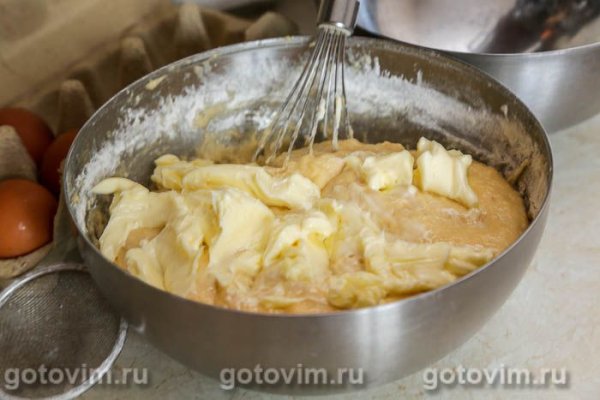 Кулич &laquo;Весенний&raquo; с изюмом