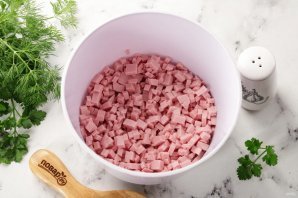 Салат "Пасхальный венок" Салат "Пасхальный венок"
