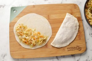 Постные чебуреки