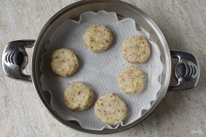 Постные котлеты на пару
