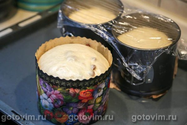 Кулич с начинкой (с заварным кремом) 