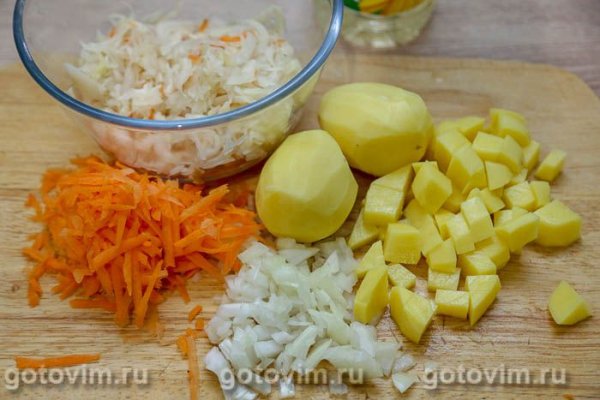 Щи с квашеной капустой в мультиварке Щи с квашеной капустой в мультиварке