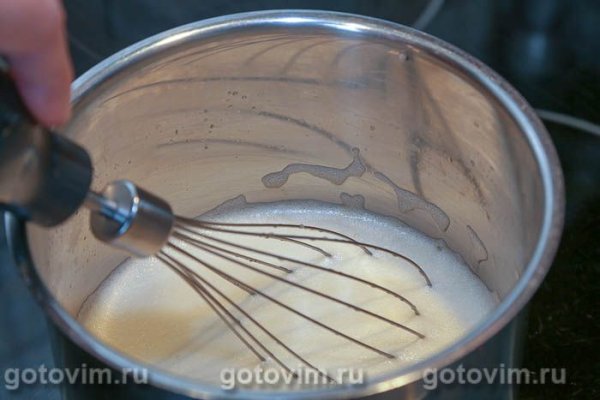 Кулич с начинкой (с заварным кремом) 