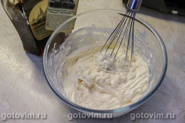 Кулич с начинкой (с заварным кремом) 