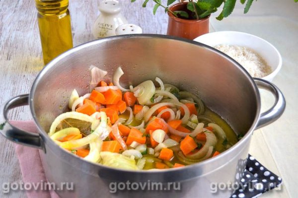 Рис с осьминогами по-португальски