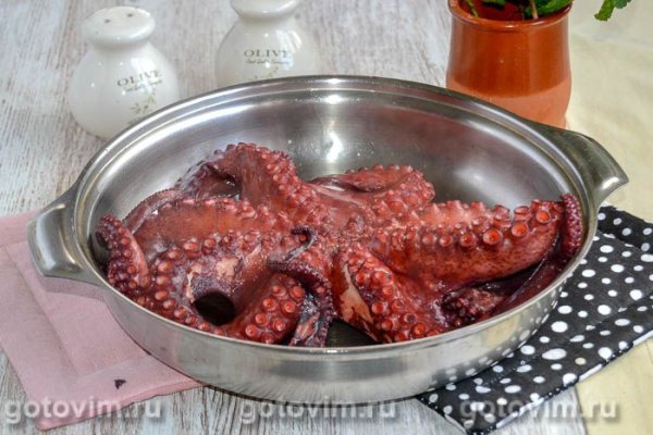 Рис с осьминогами по-португальски