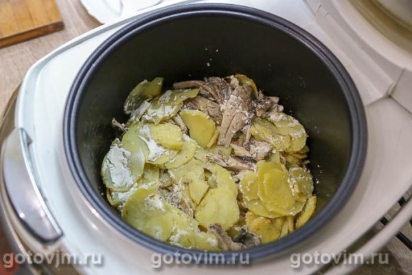 Запеканка из салаки с картофелем в мультиварке