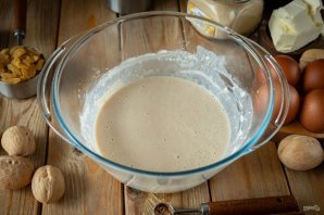 Кулич с орехами