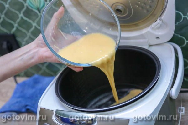 Омлет с сыром в мультиварке