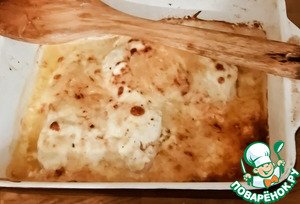 Треска, запечённая под сметаной с пармезаном