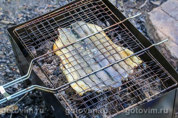 Горбуша на решетке
