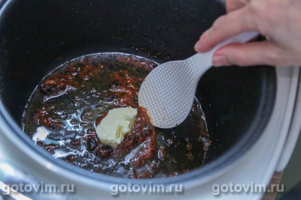 Картофель, обжаренный в мультиварке с беконом и розмарином