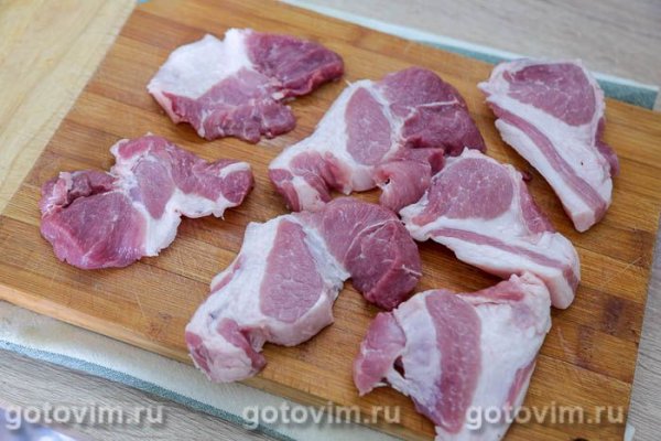 Мясные рулетики с вялеными томатами и сыром в мультиварке Мясные рулетики с вялеными томатами и сыром в мультиварке