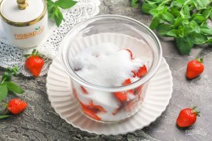 Варенье из клубники без варки Варенье из клубники без варки