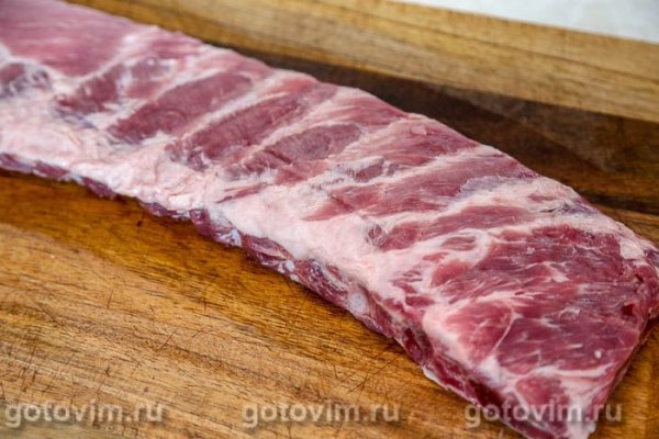 Свиные ребрышки на решетке