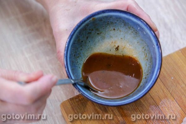 Жареная свиная грудинка в соевом соусе с аджикой в мультиварке