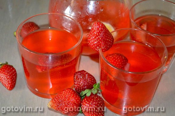 Лимонад с клубникой Лимонад с клубникой
