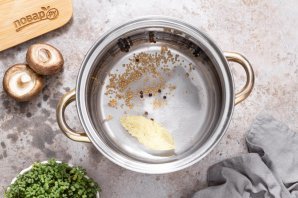 Маринованные шиитаке Маринованные шиитаке