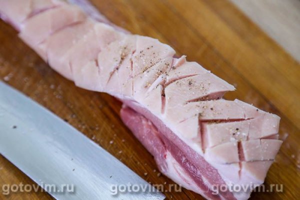 Свиная грудинка в соевом соусе, зажаренная целым куском в мультиварке Свиная грудинка в соевом соусе, зажаренная целым куском в мультиварке