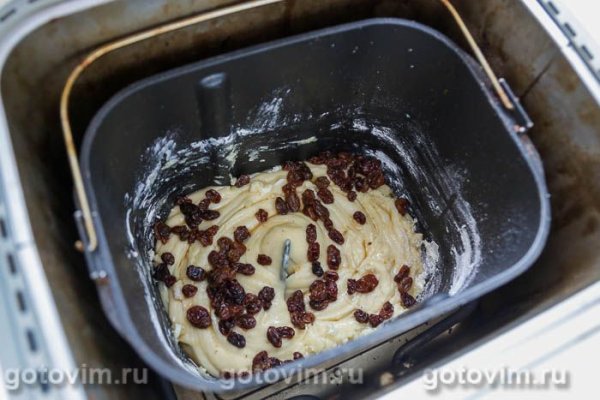 Кекс &laquo;Столичный&raquo; с изюмом в хлебопечке