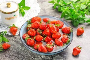 Варенье из клубники без варки Варенье из клубники без варки