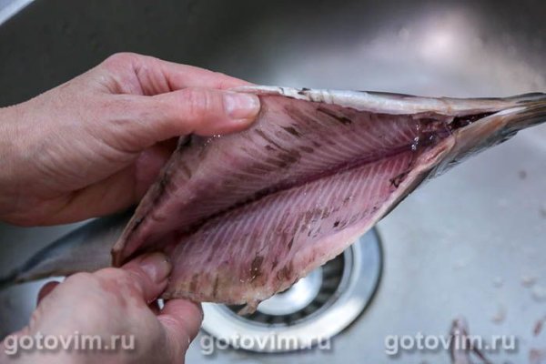 Сельдь, запечённая с соевым соусом по‑дальневосточному в микроволновке Сельдь, запечённая с соевым соусом по‑дальневосточному в микроволновке