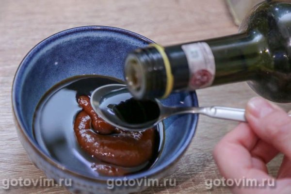 Свиная грудинка, зажаренная целым куском в мультиварке