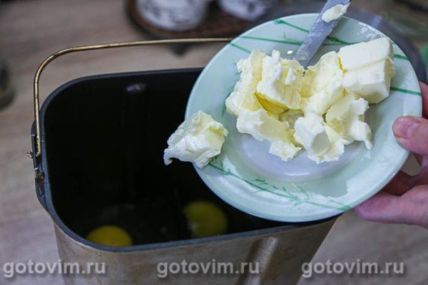 Кекс &laquo;Столичный&raquo; с изюмом в хлебопечке
