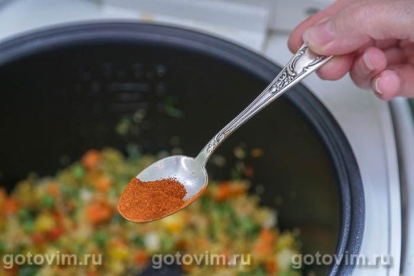 Мясной суп с овощной смесью и булгуром в мультиварке Мясной суп с овощной смесью и булгуром в мультиварке