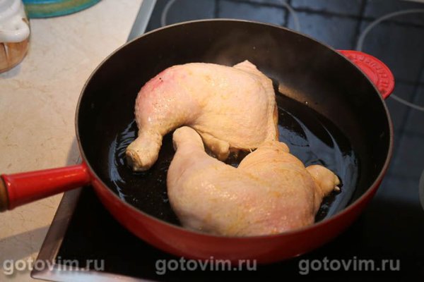 Куриные окорочка с перцем и томатами Куриные окорочка с перцем и томатами